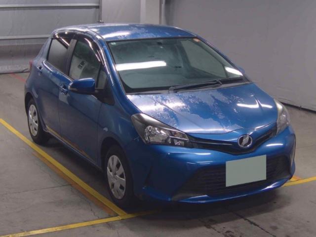 2016 Toyota VITZ F