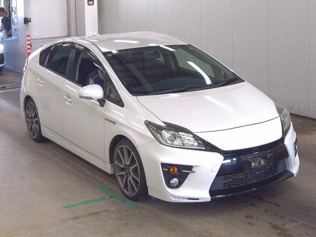 2013 Toyota Prius S Touring Selection G's