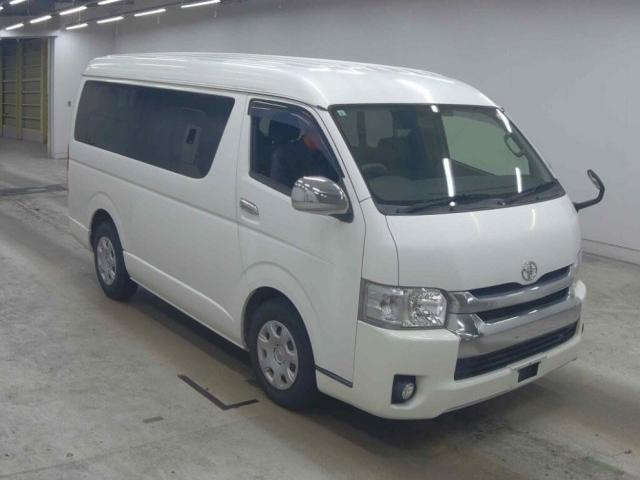 2017 Toyota Hiace Wagon GL