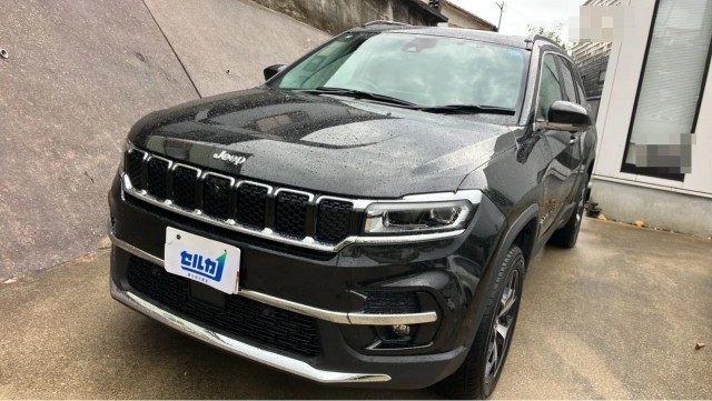 2023 Jeep Commander Limited