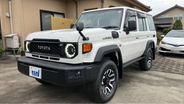 2025 Toyota LandCruiser 70 Wagon AX