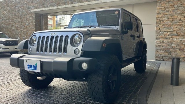 2018 Jeep Wrangler UNLTD Sports