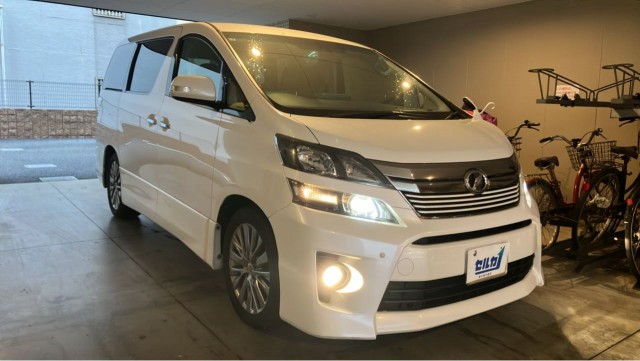 2013 Toyota Vellfire 2.4Z Golden Eyes