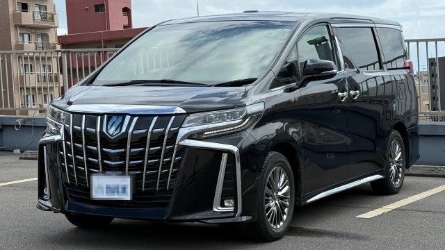 2022 Toyota Alphard Hybrid Executive Lounge S