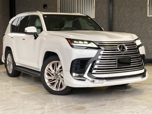 2022 Lexus LX LX600 / Modellista Aero / Rear Entertainment / Panorama View