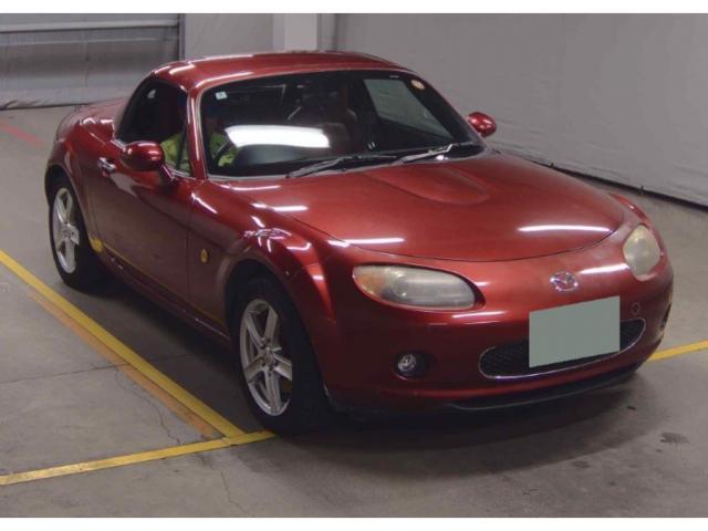 2008 Mazda Roadster VS RHT