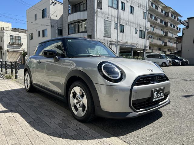 2024 MINI 3HB Cooper C Classic Trim