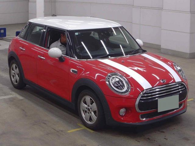 2019 MINI 5HB Cooper D