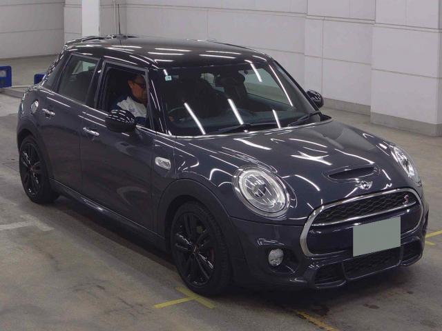 2015 MINI 5HB Cooper S John Cooper Works Package
