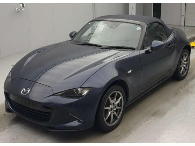 2022 Mazda Roadster Navy Top