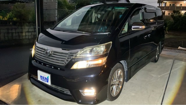 2010 Toyota Vellfire 2.4 Z Platinum Selection?
