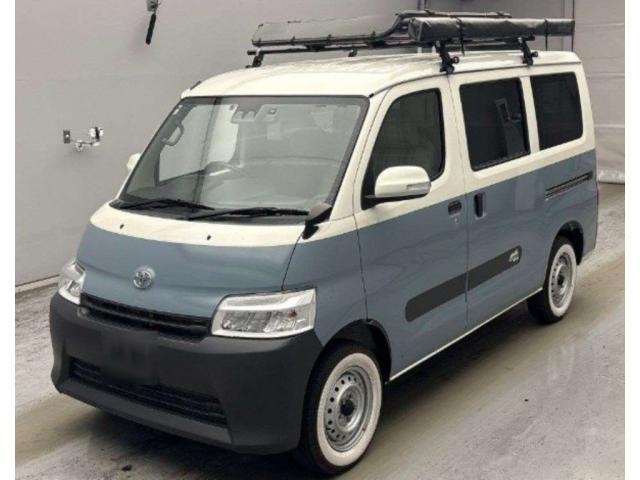 2022 Toyota Townace Van GL Altipiano Camper Refrigerator Roof Rack with Exhaust Fan
