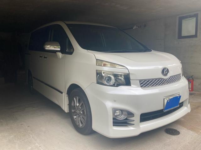 2011 Toyota Voxy ZS Kirameki