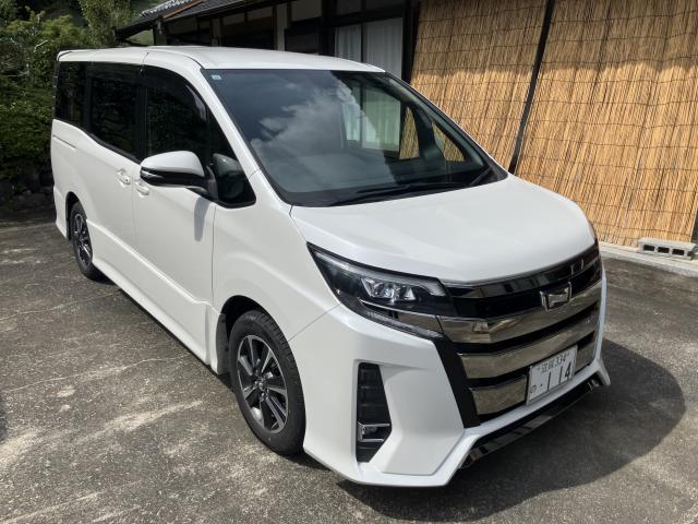 2017 Toyota Noah Si