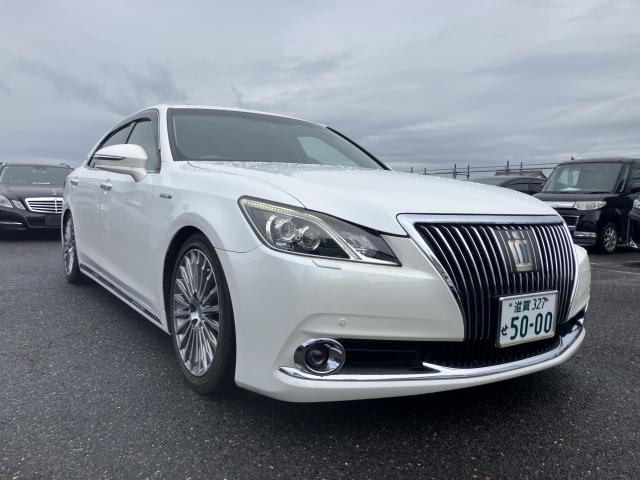 2014 Toyota Crown Majesta F Version