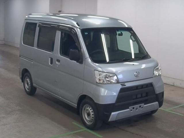 2018 Daihatsu Hijet Cargo Deluxe SA?