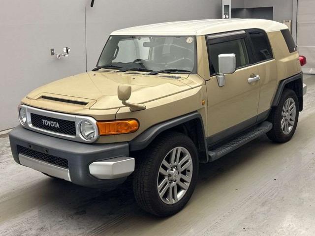 2017 Toyota FJCruiser Color Package 4WD