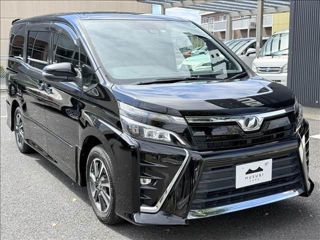 2018 Toyota Voxy 2.0 ZS