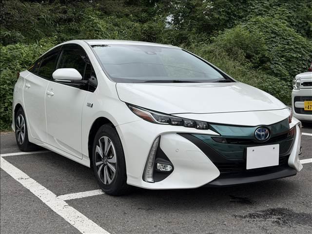 2019 Toyota Prius PHEV 1.8A