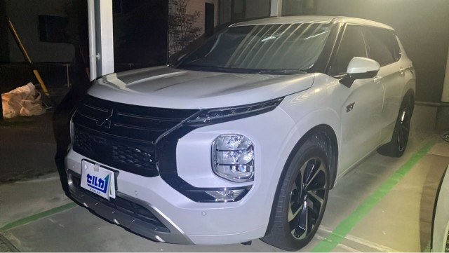 2022 Mitsubishi Outlander PHEV P