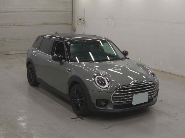 2022 MINI Clubman Cooper Clubman Premium + Package