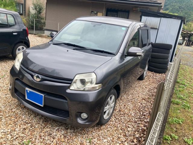 2011 Toyota Sienta Dice