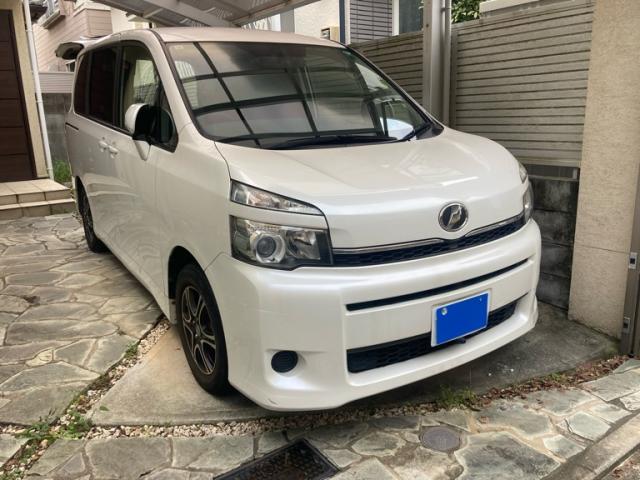 2011 Toyota Voxy X L Edition
