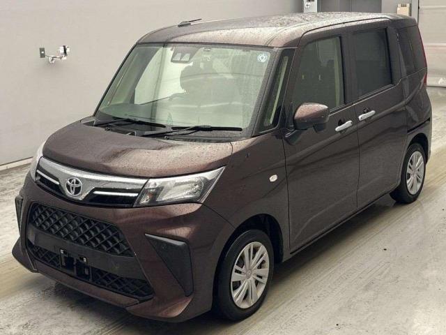 2021 Toyota Roomy X