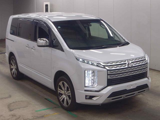 2022 Mitsubishi Delica D5 P