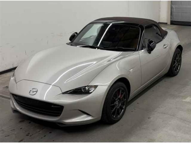 2023 Mazda Roadster Brown Top
