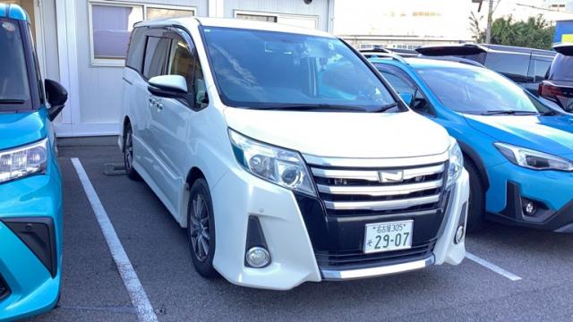 2015 Toyota Noah Si