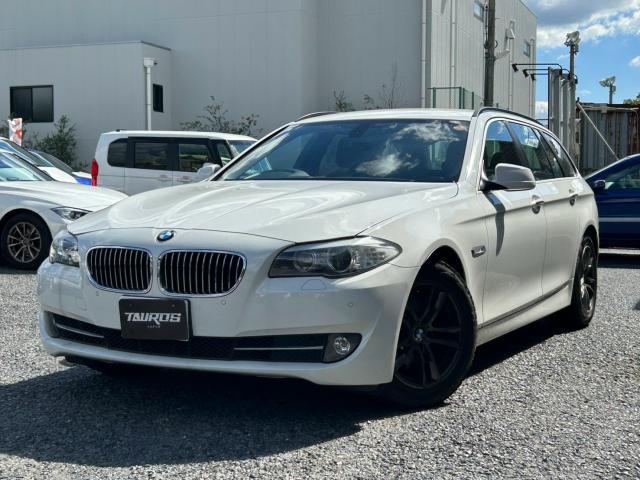 2012 BMW 5series Touring 523i Touring Highline Package