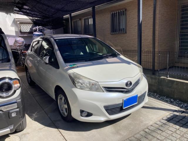 2013 Toyota Vitz 5D F