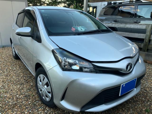 2016 Toyota VITZ F