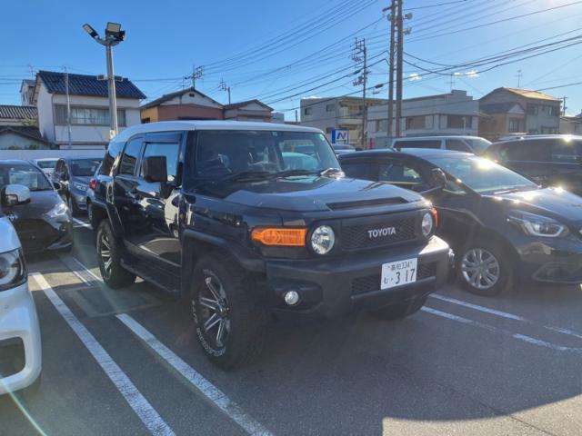 2016 Toyota FJCruiser Black Color Package