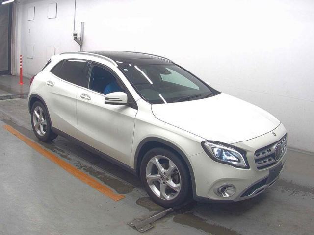 2017 Mercedes-Benz GLA Class GLA180 Premium Package
