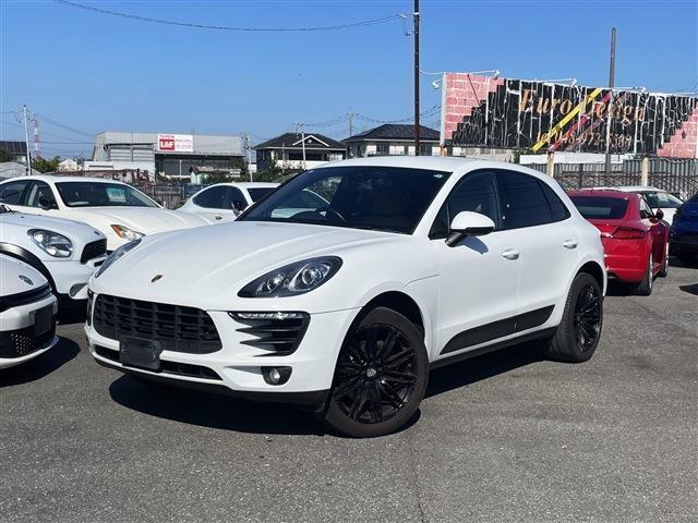 2018 Porsche Macan Macan