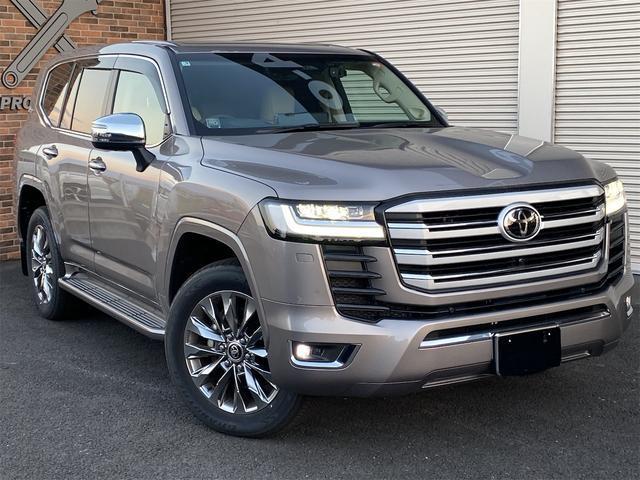 2025 Toyota LandCruiser ZX / COOLBOX / JBL Sound / Rear Entertainment