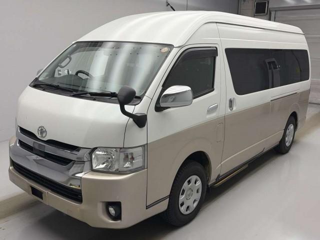 2017 Toyota Hiace Wagon Grand Cabin 4WD