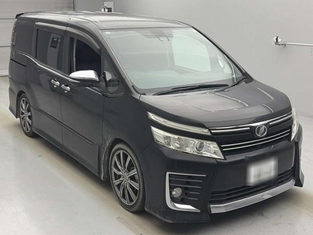 2016 Toyota Voxy ZS Kirameki