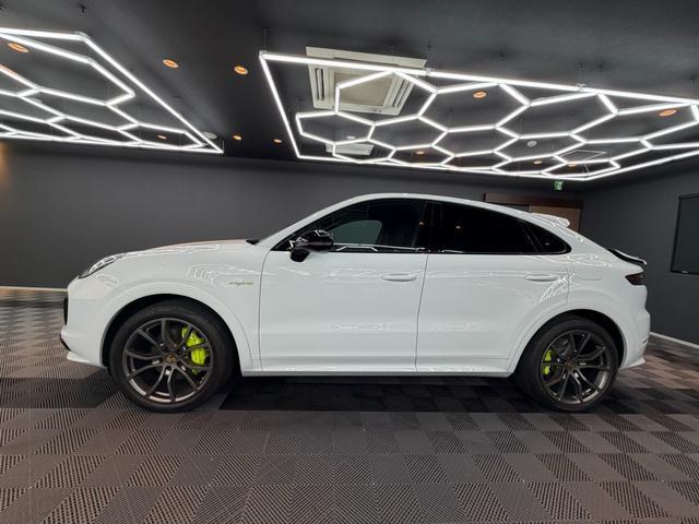 2021 Porsche CayenneCoupe Cayenne E-HYBRID Coupe