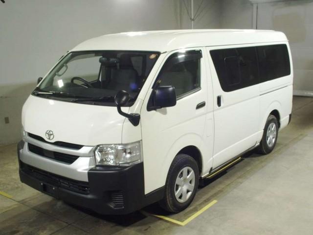 2020 Toyota Hiace Wagon DX 4WD