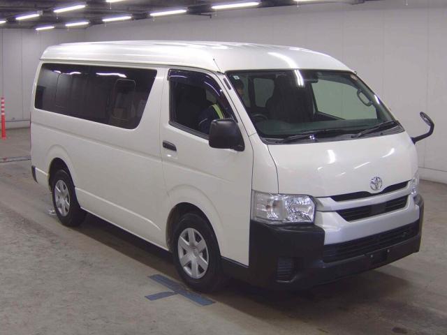 2021 Toyota Hiace Wagon DX
