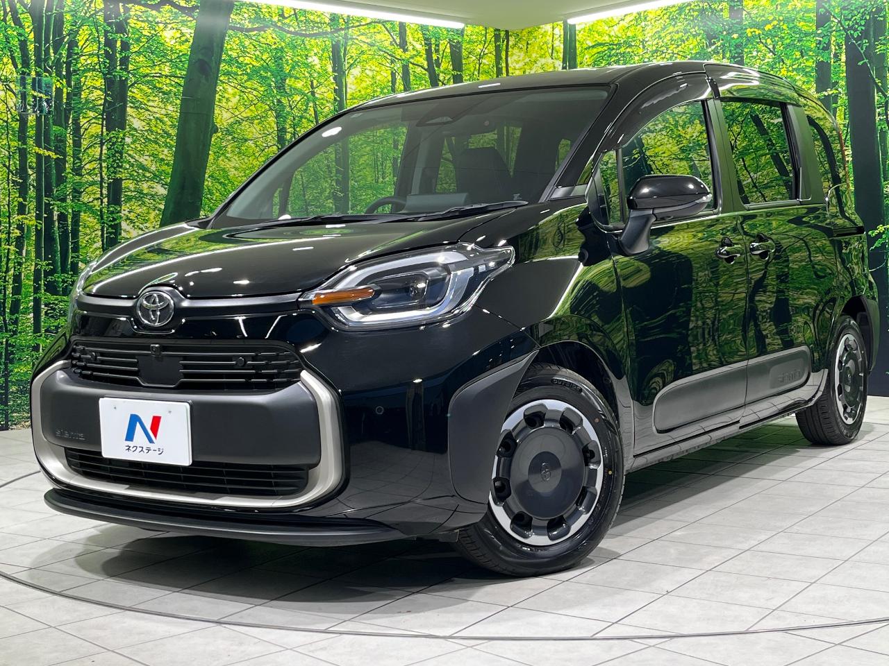 2025 Toyota Sienta Z