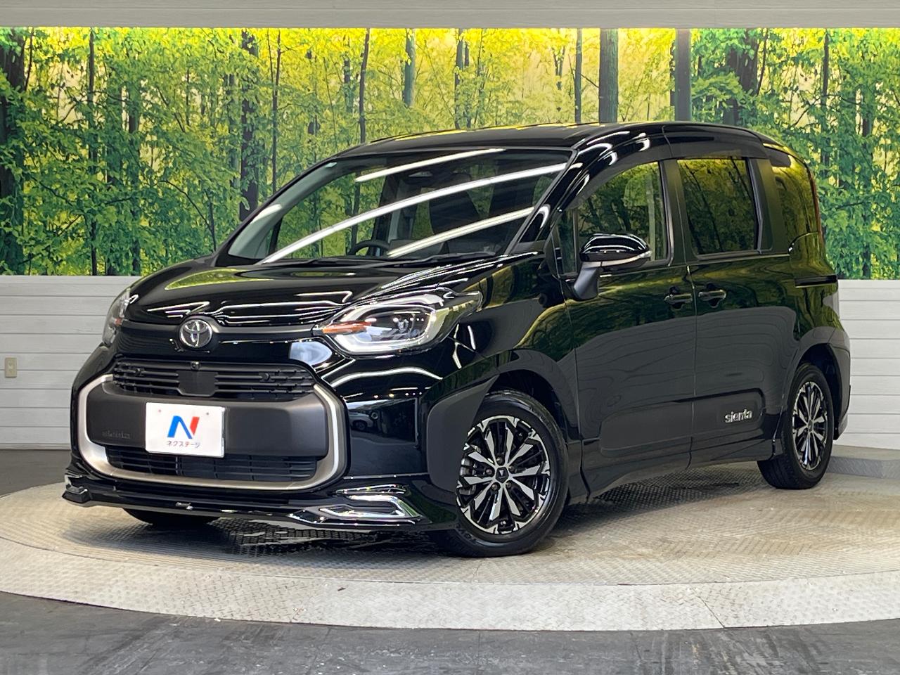 2025 Toyota Sienta Z