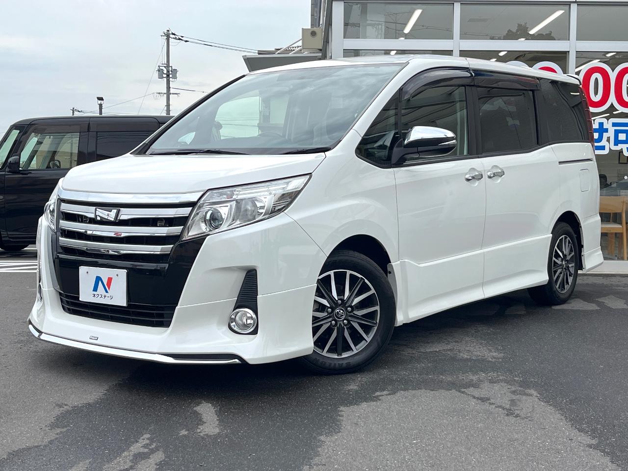 2014 Toyota Noah Si