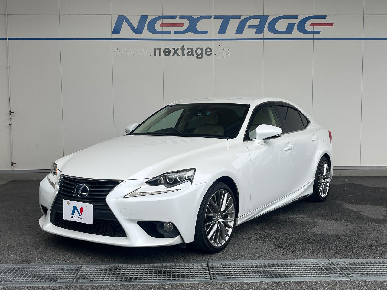 2014 Lexus IS Hybrid IS300h Version L