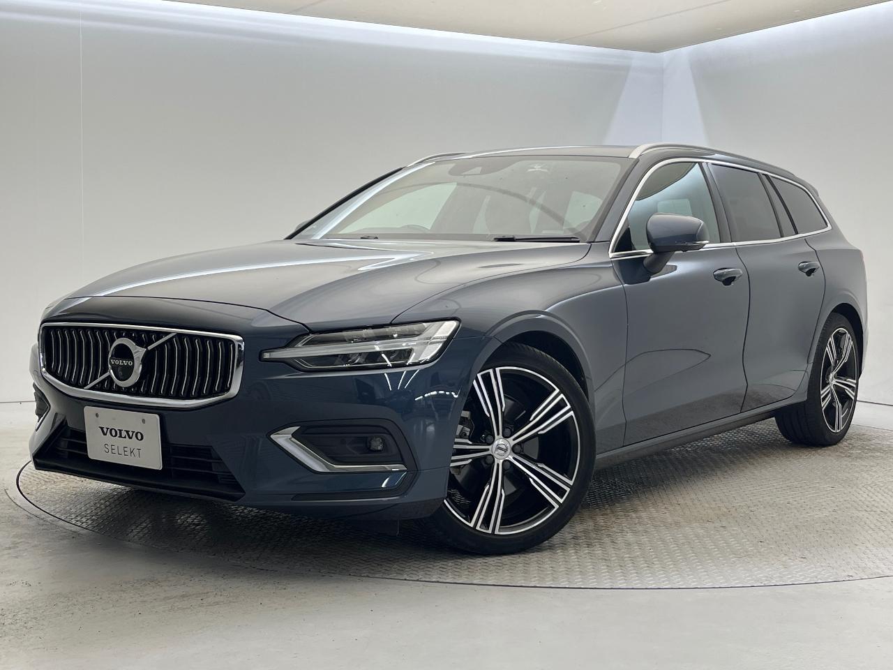 2022 Volvo V60 B5 Inscription