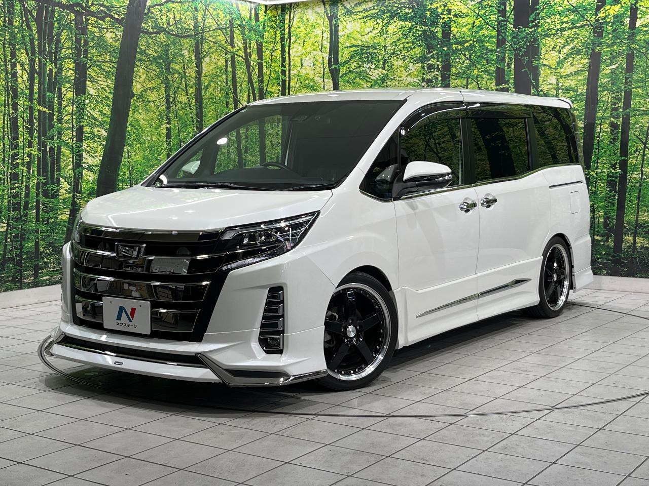 2017 Toyota Noah Si