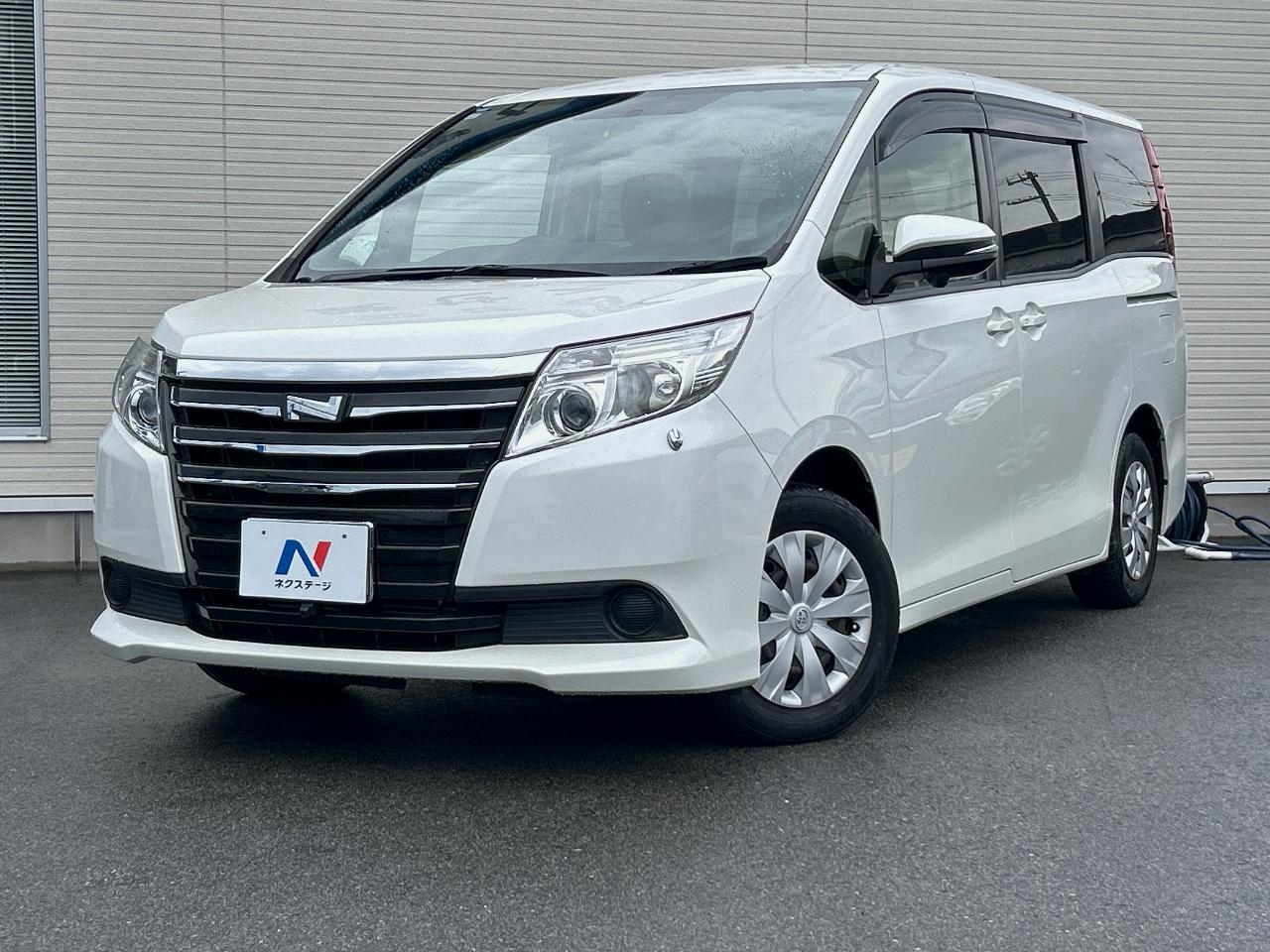 2015 Toyota Noah X